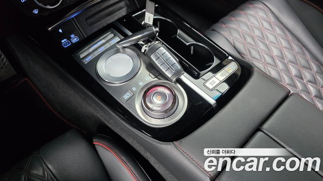 Genesis G80 2022 — photo 12