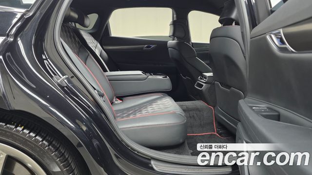 Genesis G80 2022 — photo 18