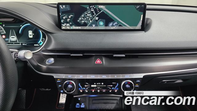 Genesis G80 2022 — photo 20