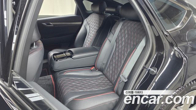 Genesis G80 2022 — photo 16
