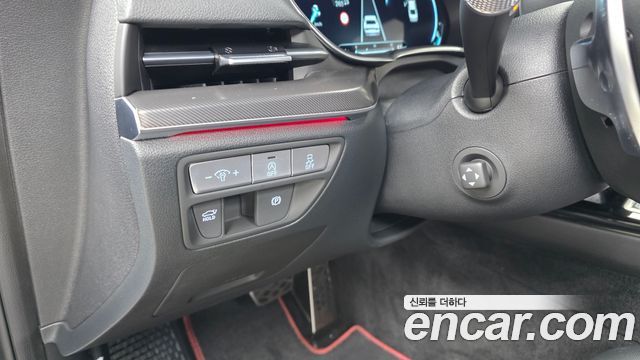 Genesis G80 2022 — photo 33