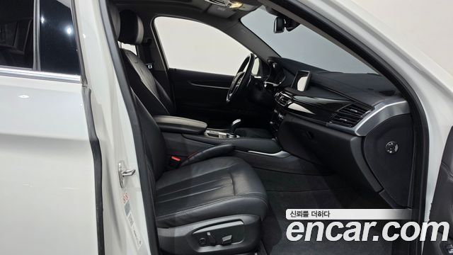 BMW X6 2018 — photo 11
