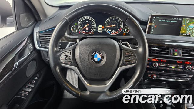 BMW X6 2018 — photo 13
