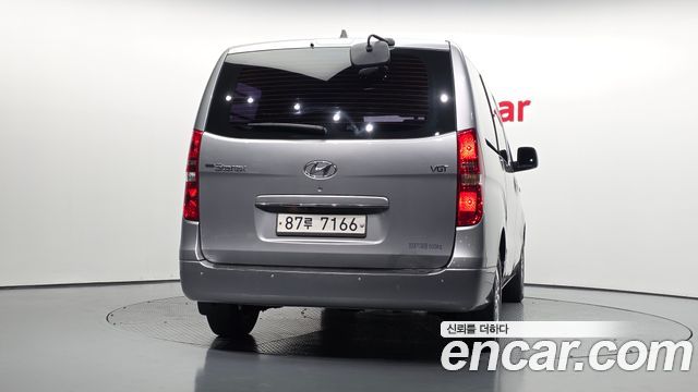 Hyundai Starex 2017 — photo 4
