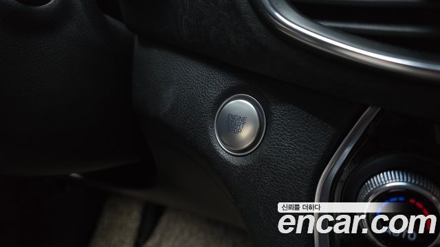 Hyundai Santafe 2019 — photo 24