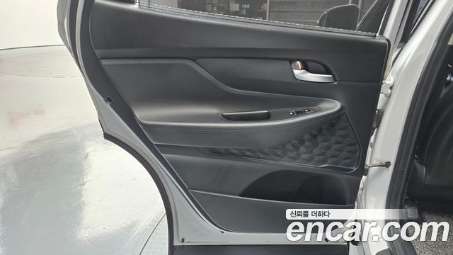 Hyundai Santafe 2019 — photo 15