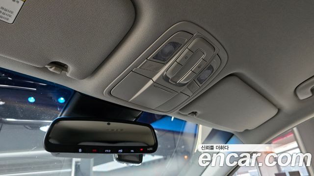 Hyundai Santafe 2019 — photo 32