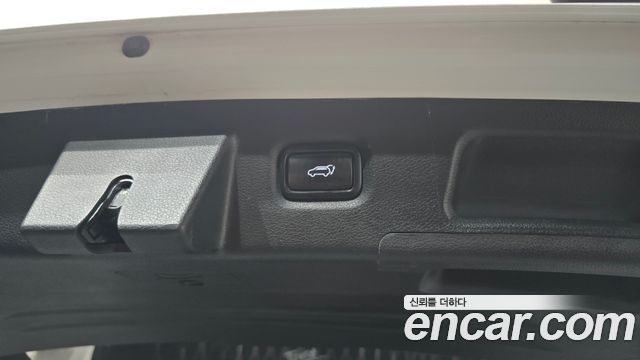 Hyundai Santafe 2019 — photo 33