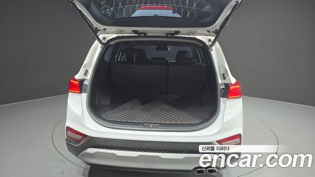 Hyundai Santafe 2019 — photo 34