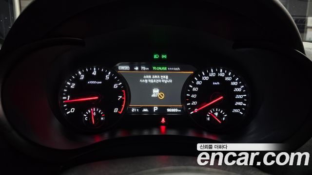 Kia Stinger 2019 — photo 8