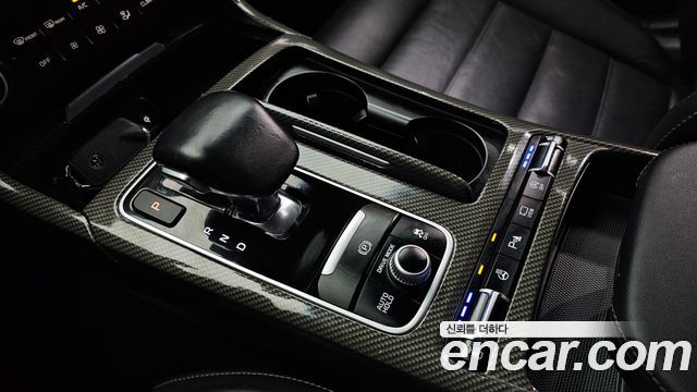 Kia Stinger 2019 — photo 9