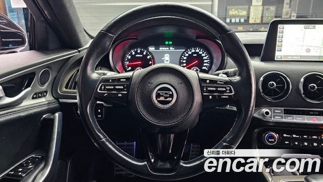 Kia Stinger 2019 — photo 13