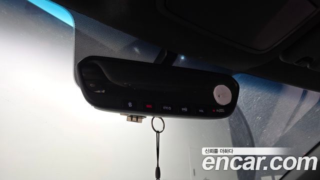 Hyundai Veloster 2018 — photo 18