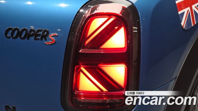 Mini Countryman 2023 — photo 9