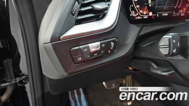BMW 2-Series 2023 — photo 24