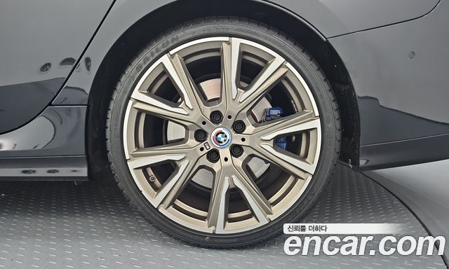 BMW 2-Series 2023 — photo 7
