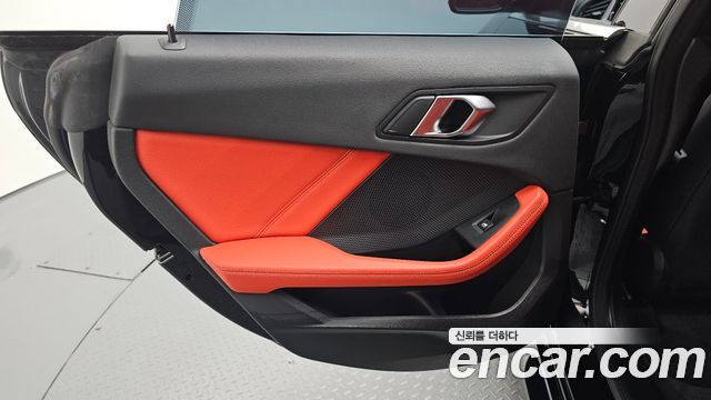 BMW 2-Series 2023 — photo 15