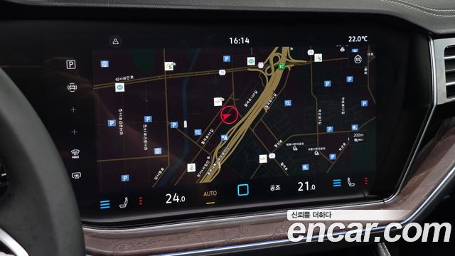Volkswagen Touareg 2024 — photo 19