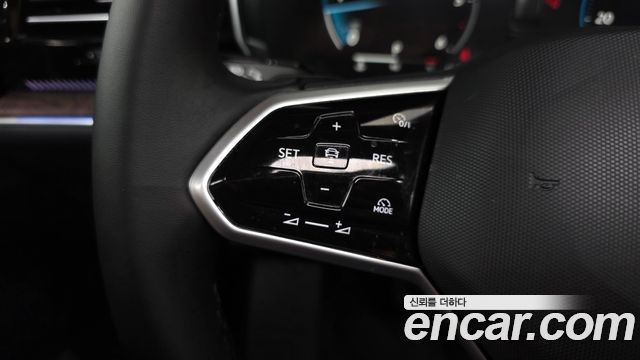 Volkswagen Touareg 2024 — photo 24