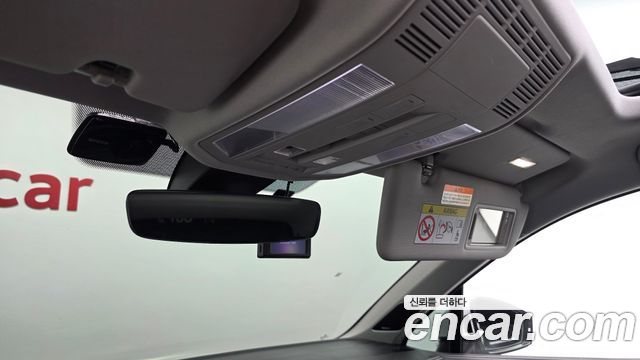Volkswagen Touareg 2024 — photo 33