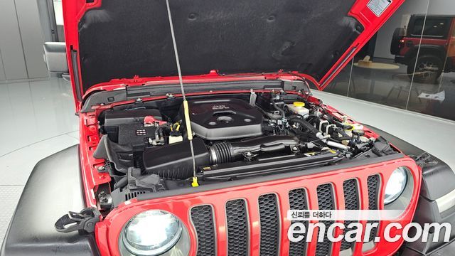Jeep Wrangler 2021 — photo 6