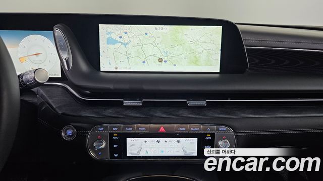 Genesis G90 2022 — photo 19