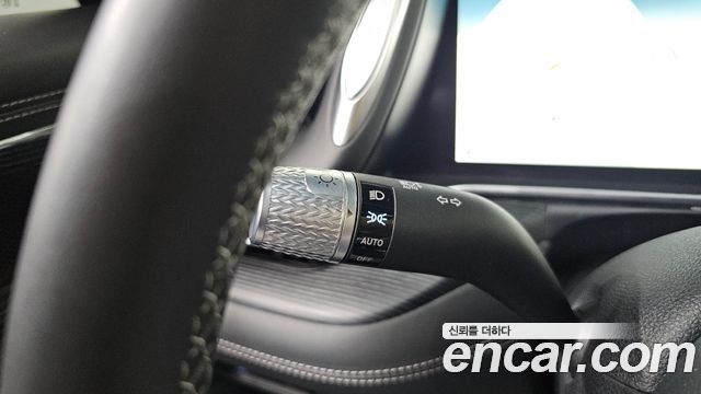Genesis G90 2022 — photo 30