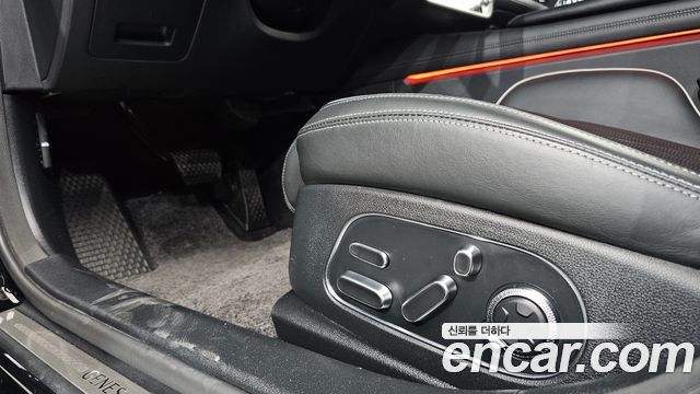 Genesis G90 2022 — photo 32