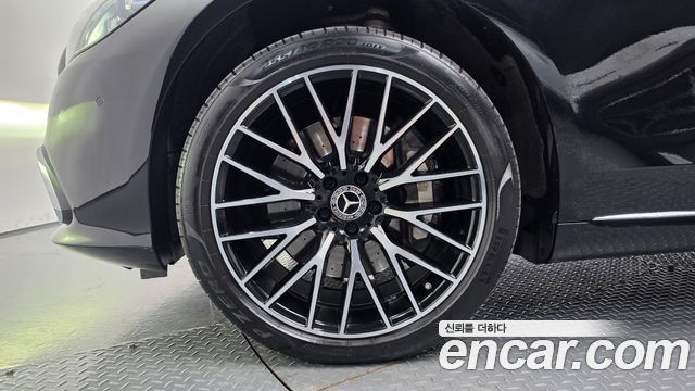 Mercedes-Benz S-Class 2023 — photo 5