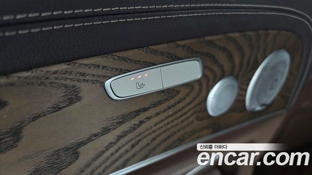 Mercedes-Benz E-Class 2018 — photo 33