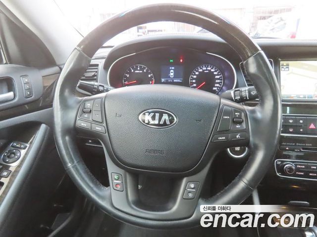 Kia K7 2014 — photo 16