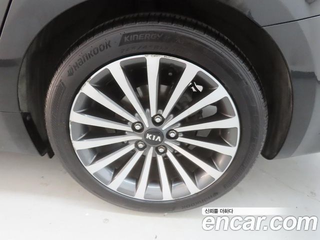 Kia K7 2014 — photo 17