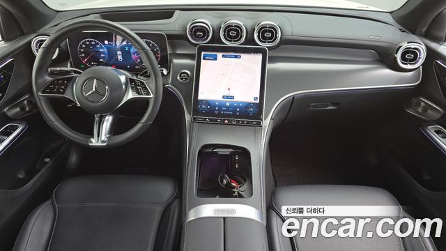 Mercedes-Benz GLC-Class 2025 — photo 10