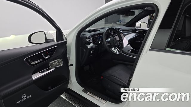 Mercedes-Benz GLC-Class 2025 — photo 13