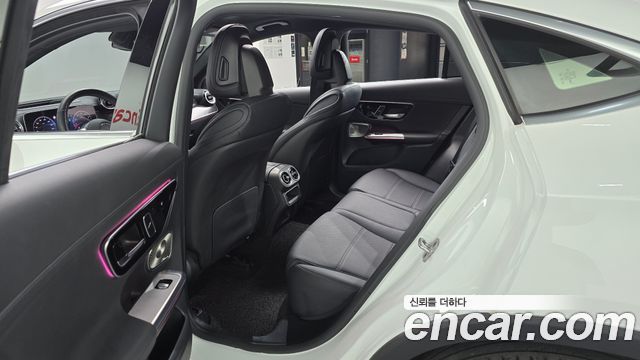Mercedes-Benz GLC-Class 2025 — photo 17