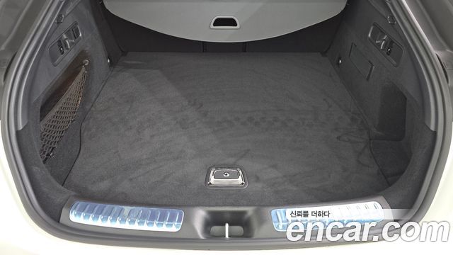 Mercedes-Benz GLC-Class 2025 — photo 22