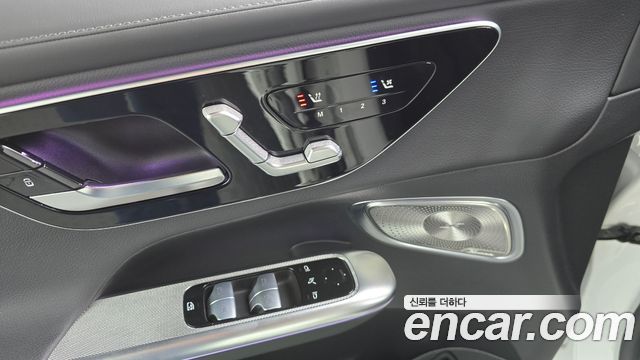 Mercedes-Benz GLC-Class 2025 — photo 26