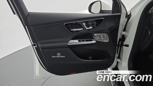 Mercedes-Benz GLC-Class 2025 — photo 14