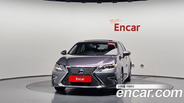 Lexus ES 2017 — photo 3
