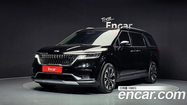 Kia Canival 2021 — photo 1