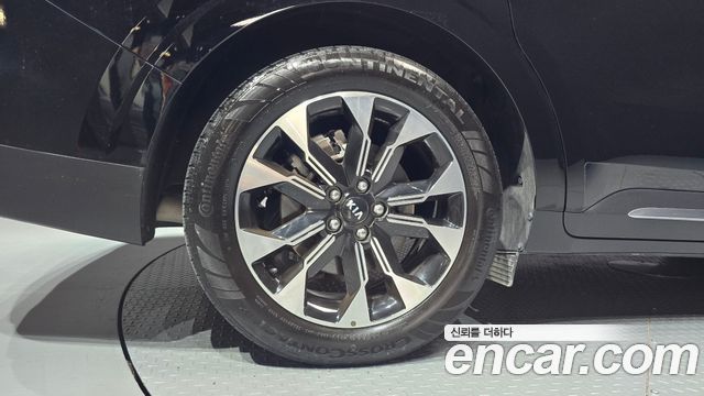 Kia Canival 2021 — photo 5