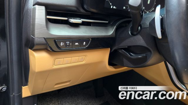 Kia Canival 2021 — photo 26