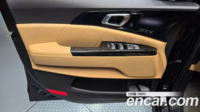Kia Canival 2021 — photo 14