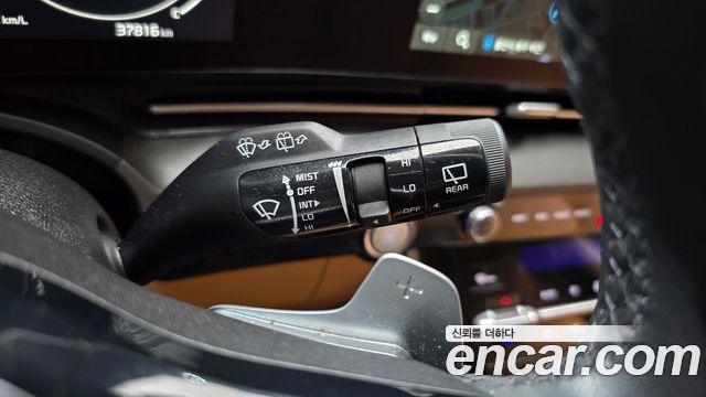 Kia Canival 2021 — photo 27