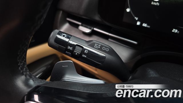 Kia Canival 2021 — photo 28