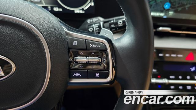 Kia Canival 2021 — photo 29