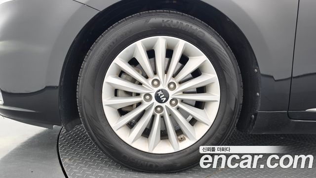 Kia K7 2017 — photo 5