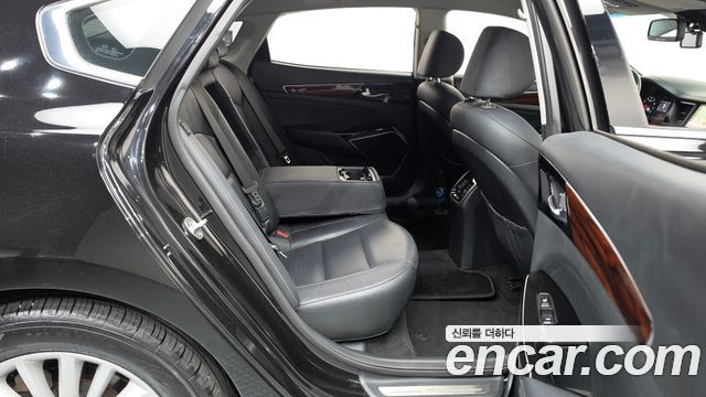 Kia K7 2017 — photo 12