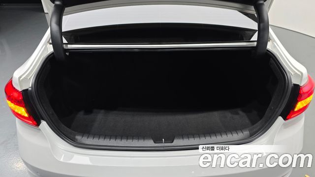 Hyundai Sonata 2015 — photo 27