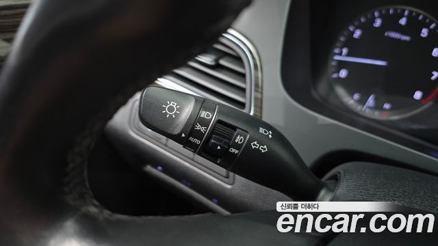Hyundai Sonata 2015 — photo 31